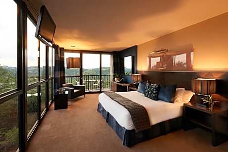King Room Garden View