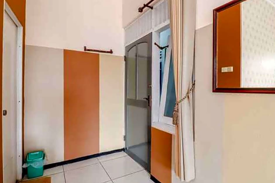 Hotel Bintang Mitra RedDoorz