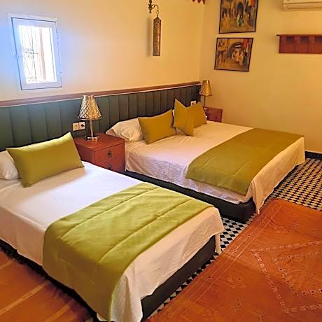 Triple Room with City View