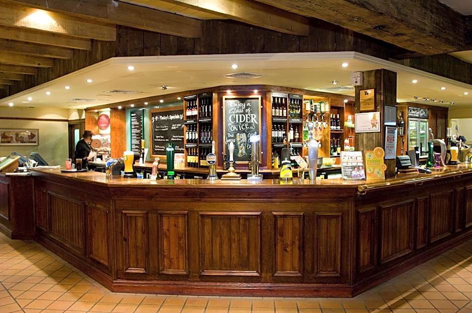 Premier Inn Hull West