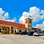Super 8 by Wyndham Houston Hobby Airport South
