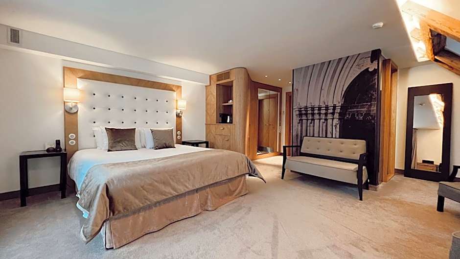 Dome Hotel
