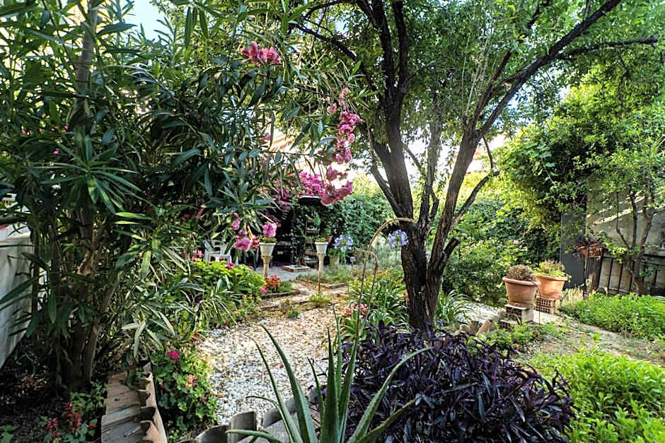 Dimitris City Break Apts