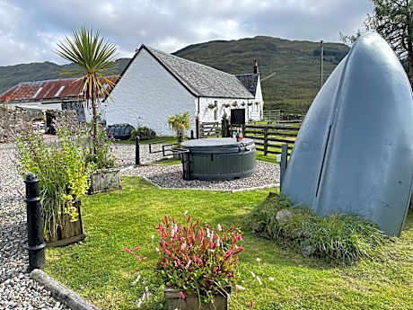 Garrison Farm with Hot Tub