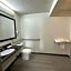 Quality Inn & Suites Decatur Priceville I-65