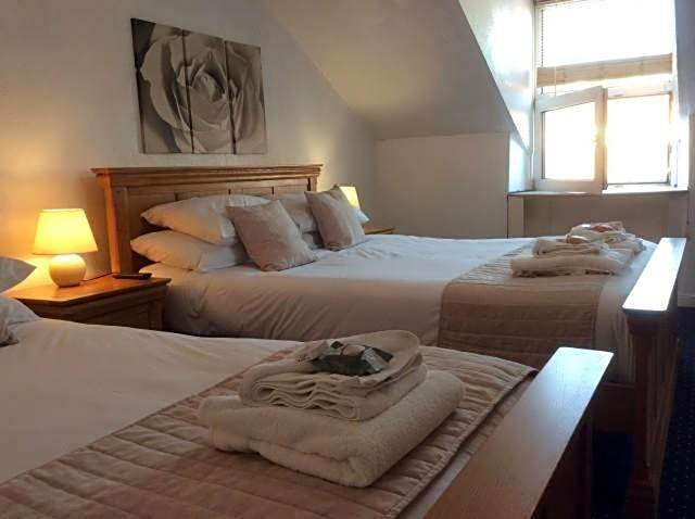 Cavell House Bed and Breakfast