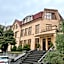 Yerevan Deluxe Hotel
