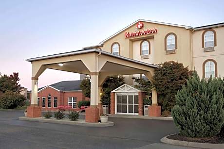 Ramada by Wyndham Elizabethtown