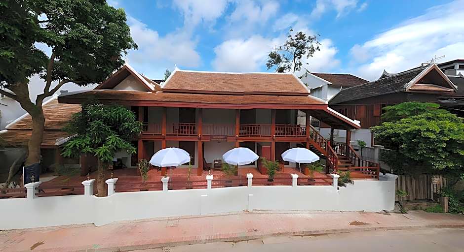 Luang Prabang Golden Lotus Villa River View