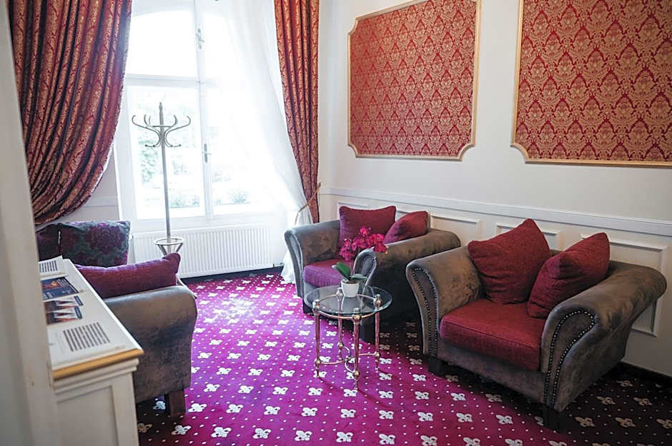 Alisa Hotel