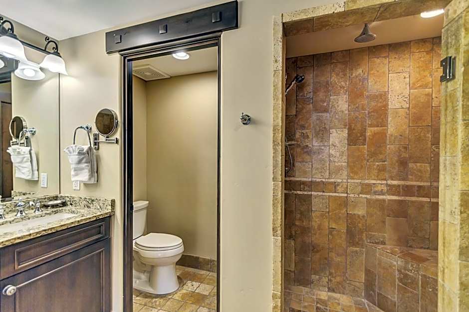 The Chateaux Deer Valley