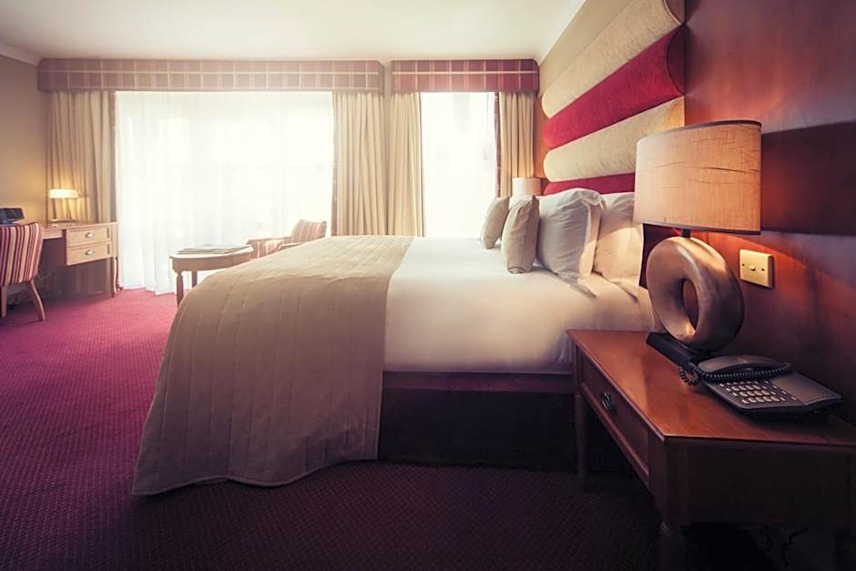 Carlton George Hotel