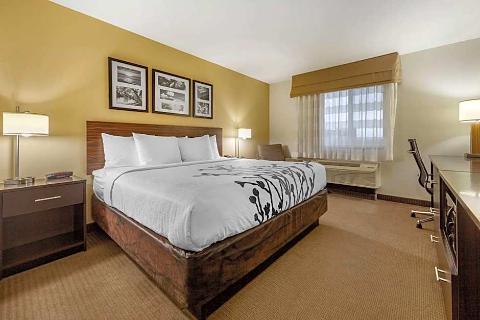 Sleep Inn & Suites Grand Forks Near Alerus Center