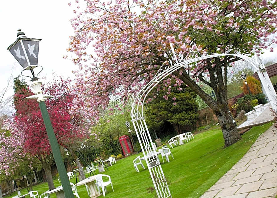 The Popinjay Hotel