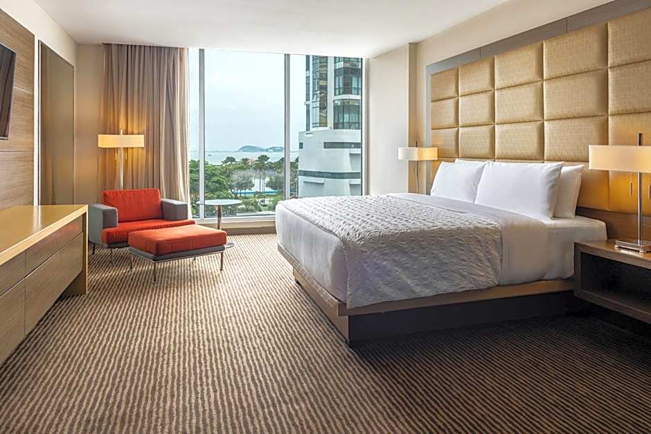 Le Meridien Panama