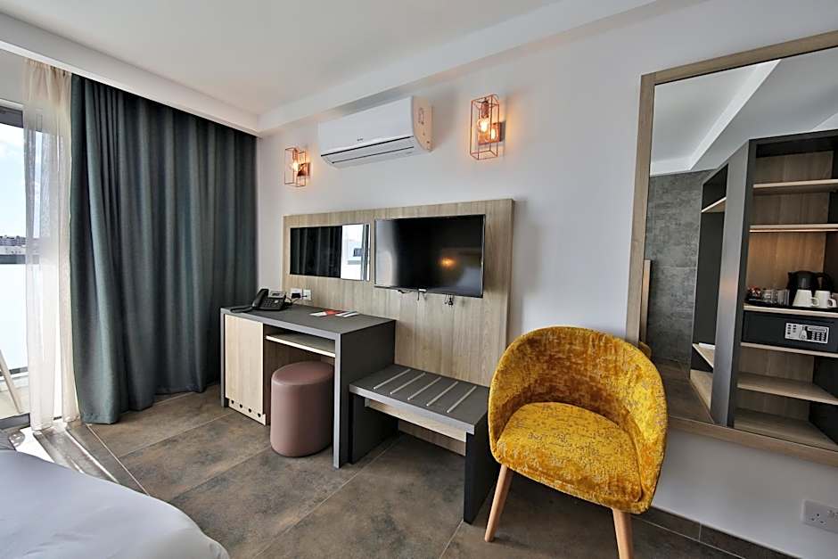 Ivy Hotel - Adults Only