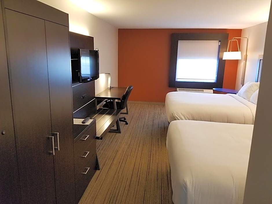Holiday Inn Express Birch Run-Frankenmuth Area By IHG