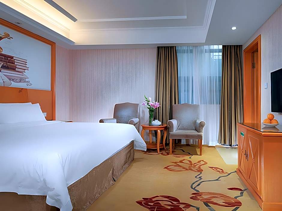 Vienna Hotel Chaozhou Ancient City West Lake