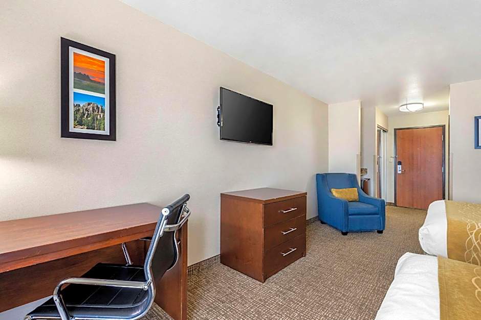 Comfort Inn & Suites Mitchell I-90