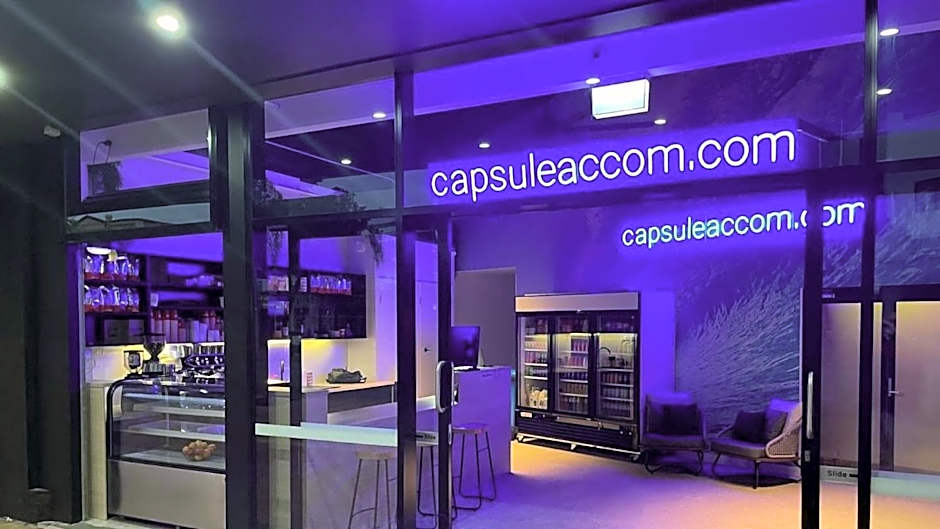 Capsuleaccom Hostel