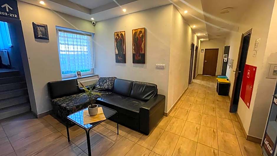 Aparthotel WADOWICE & Hostel GENERY