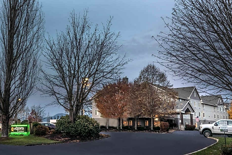 La Quinta Inn & Suites by Wyndham Eugene