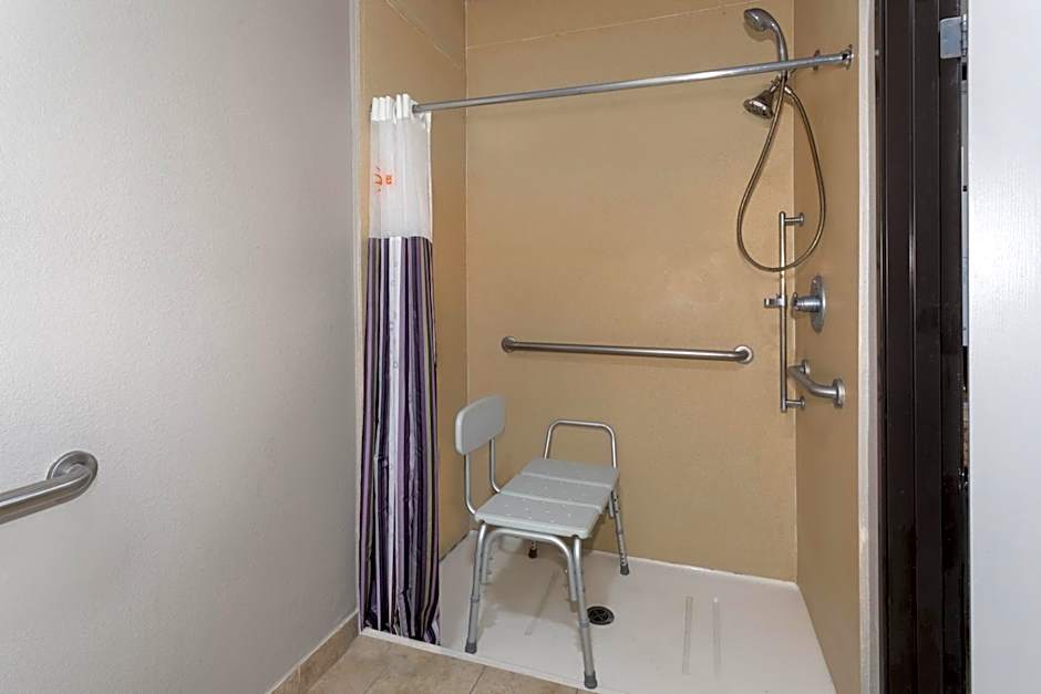 Baymont by Wyndham Henderson-Northeast Denver