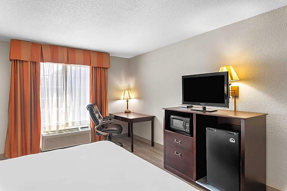 Country Inn & Suites by Radisson, Hot Springs, AR