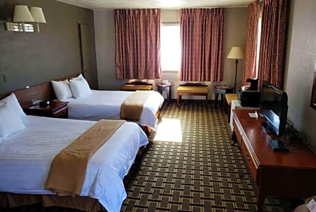 Deluxe King Room - Non-Smoking