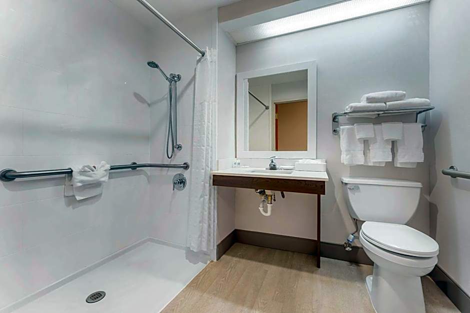 Comfort Inn & Suites Lavale