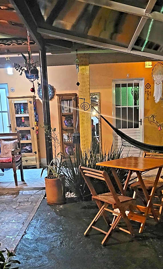 Pousada e SPA Shiva São Sebastião 200mts da praia