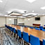 Holiday Inn Express Hotel & Suites Council Bluffs - Convention Center Area By IHG