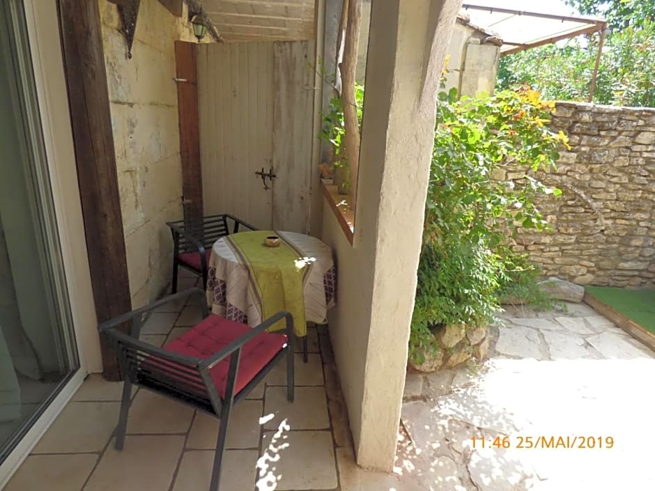 MAS MAURANE-Chambre d'hôte avec SPA privé aux portes d'ARLES