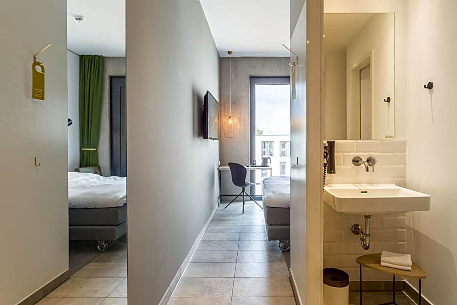 gambino hotel CINCINNATI