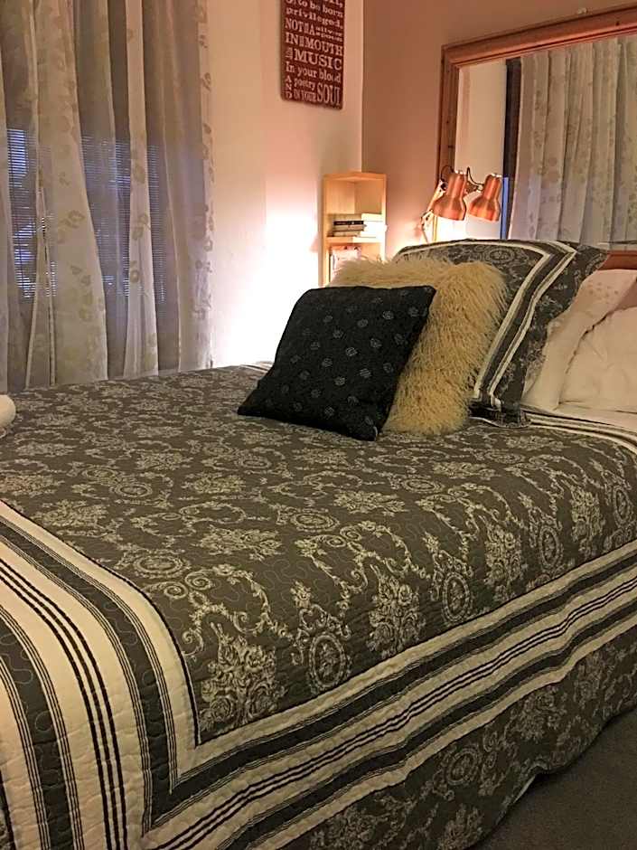Wynberg House Bed & Breakfast Swansea