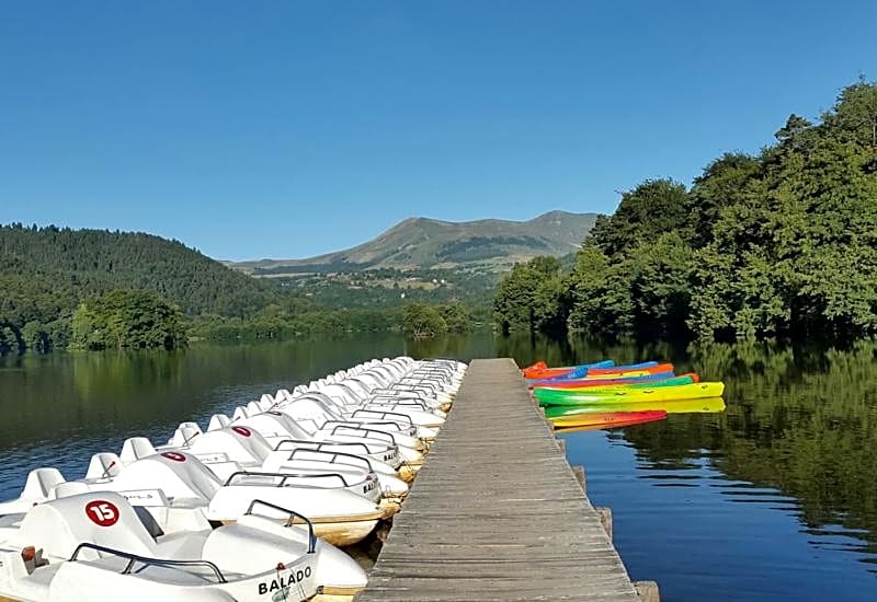 Hôtel Domaine du Lac Chambon