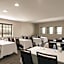 Country Inn & Suites by Radisson, Bakersfield, CA