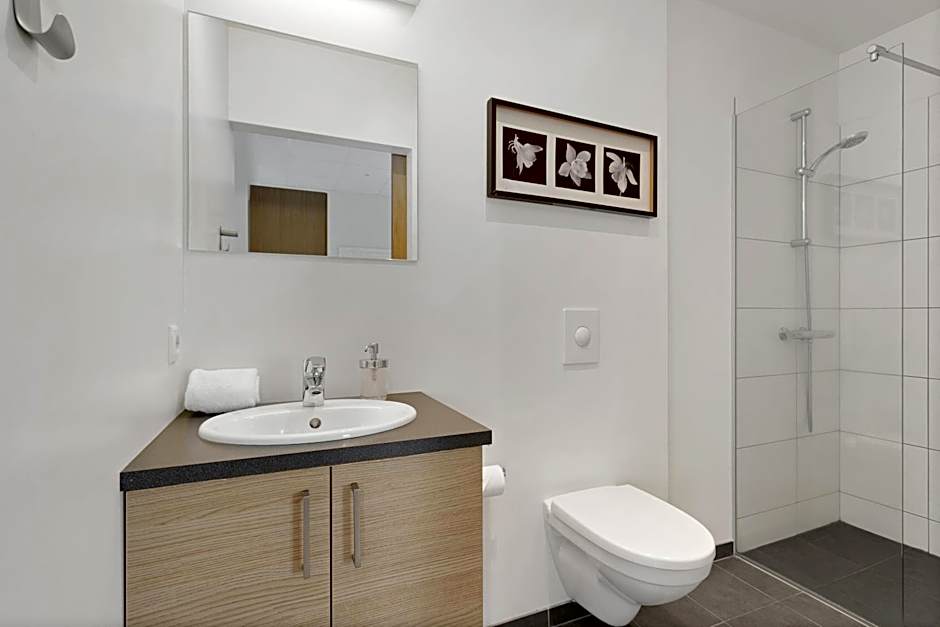 Blue Mountain Apartments by Heimaleiga