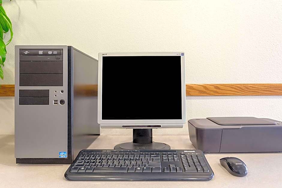 Super 8 by Wyndham Cresco IA