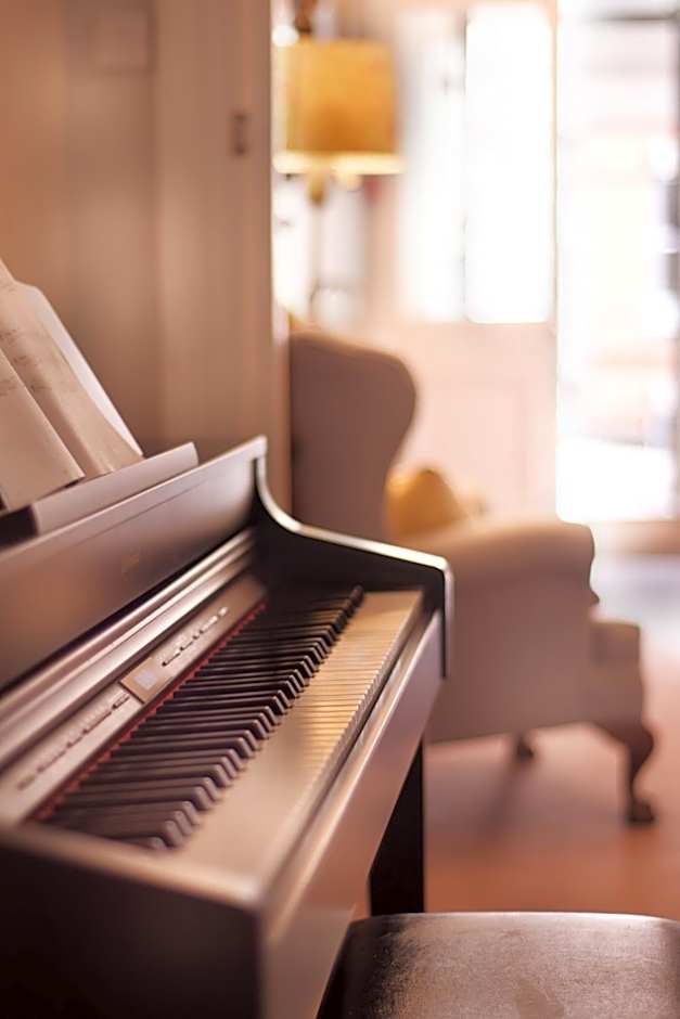 The Boho - 4 min walk to beach & town