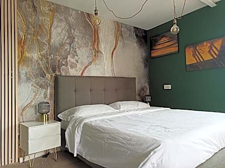 Superior Double Room with Lake View