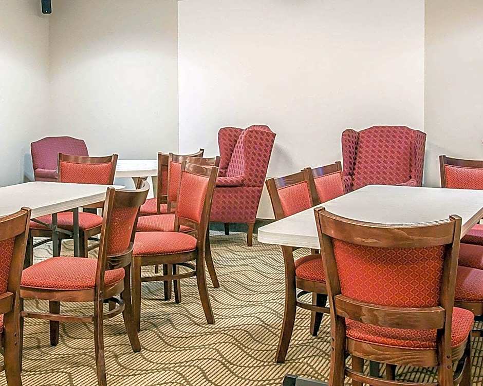 Bluffton Inn And Suites By IHG