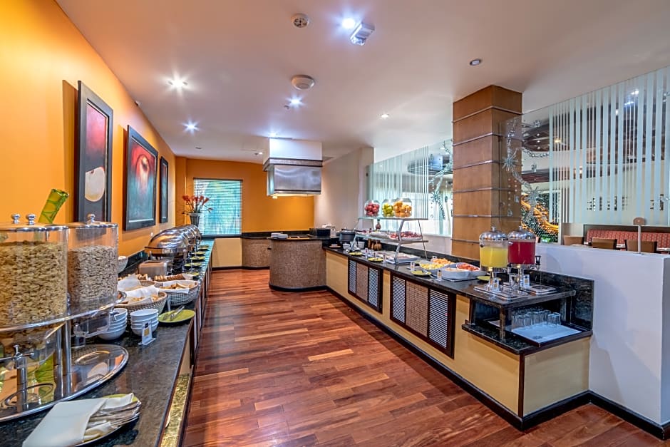 Hodelpa Garden Court