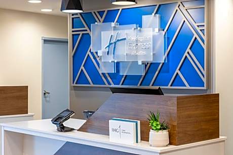 Holiday Inn Express Hotel & Suites Dewitt - Syracuse By IHG