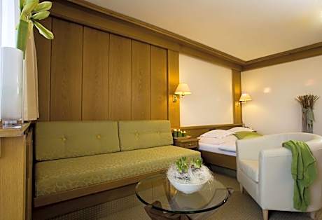 Classic Double Room with Balcony