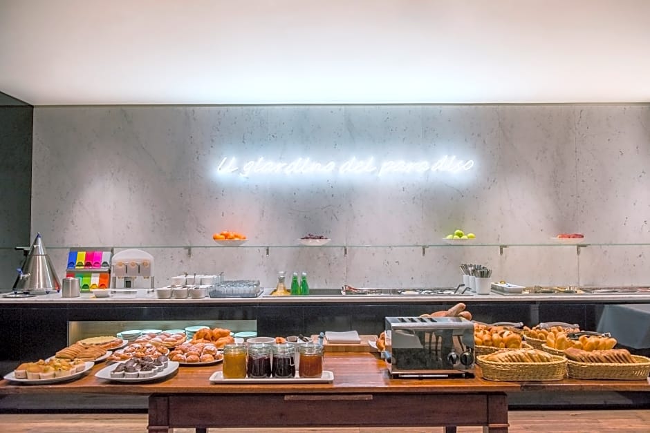 NH Collection Prague