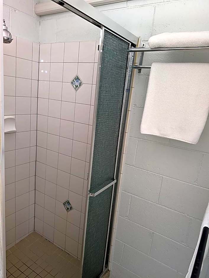 Morwell Parkside Motel