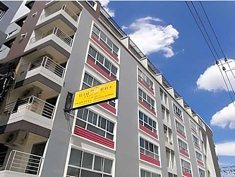 Canaries @38 Hotel by Baan Mina