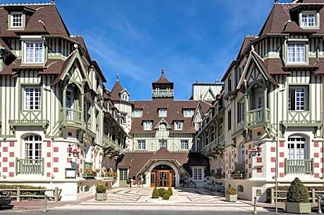 Hotel Barriere Le Normandy