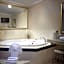 Best Western Plus Marina Shores Hotel